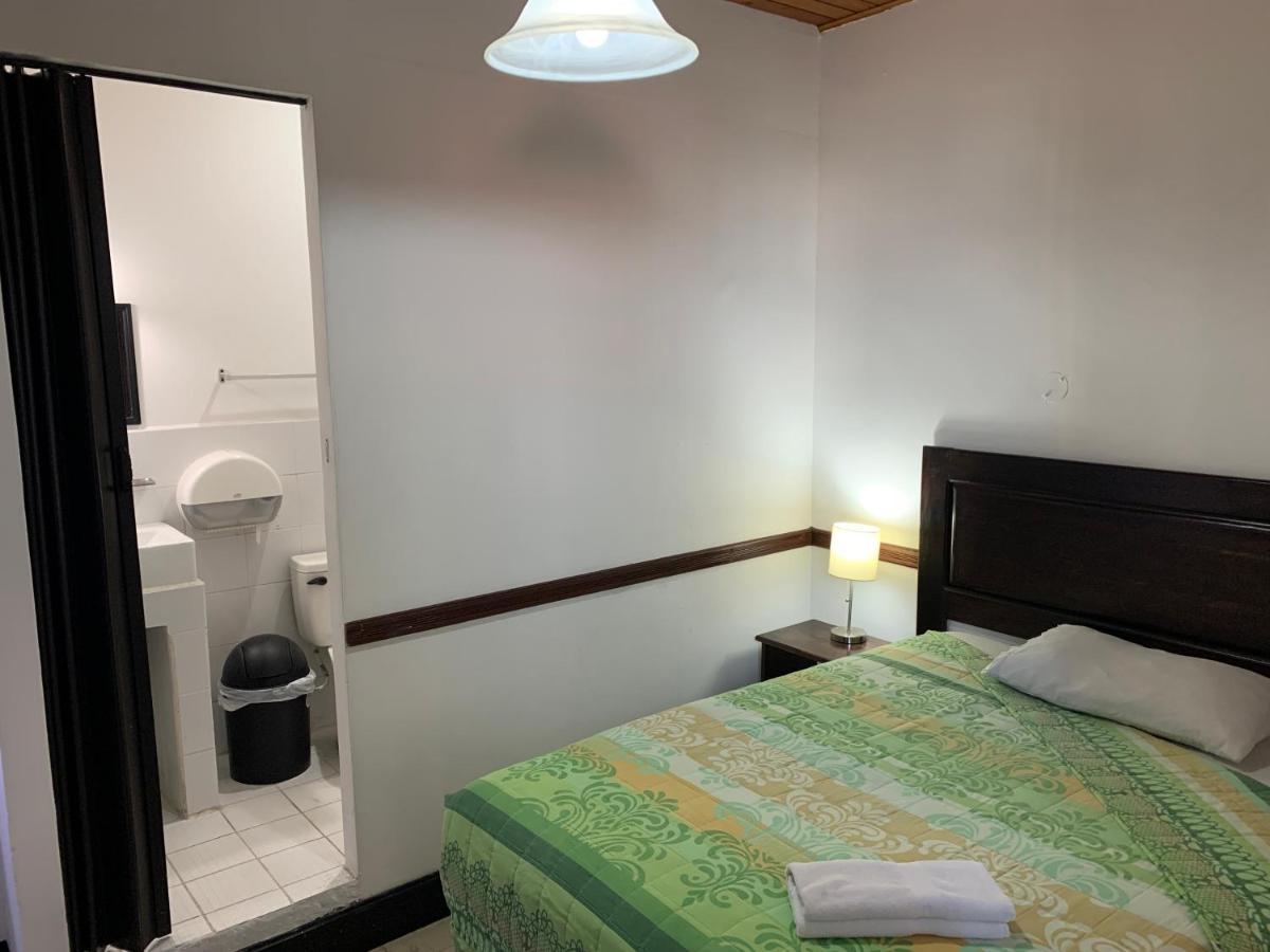 Hotel Ajau Colonial Guatemala City Екстер'єр фото